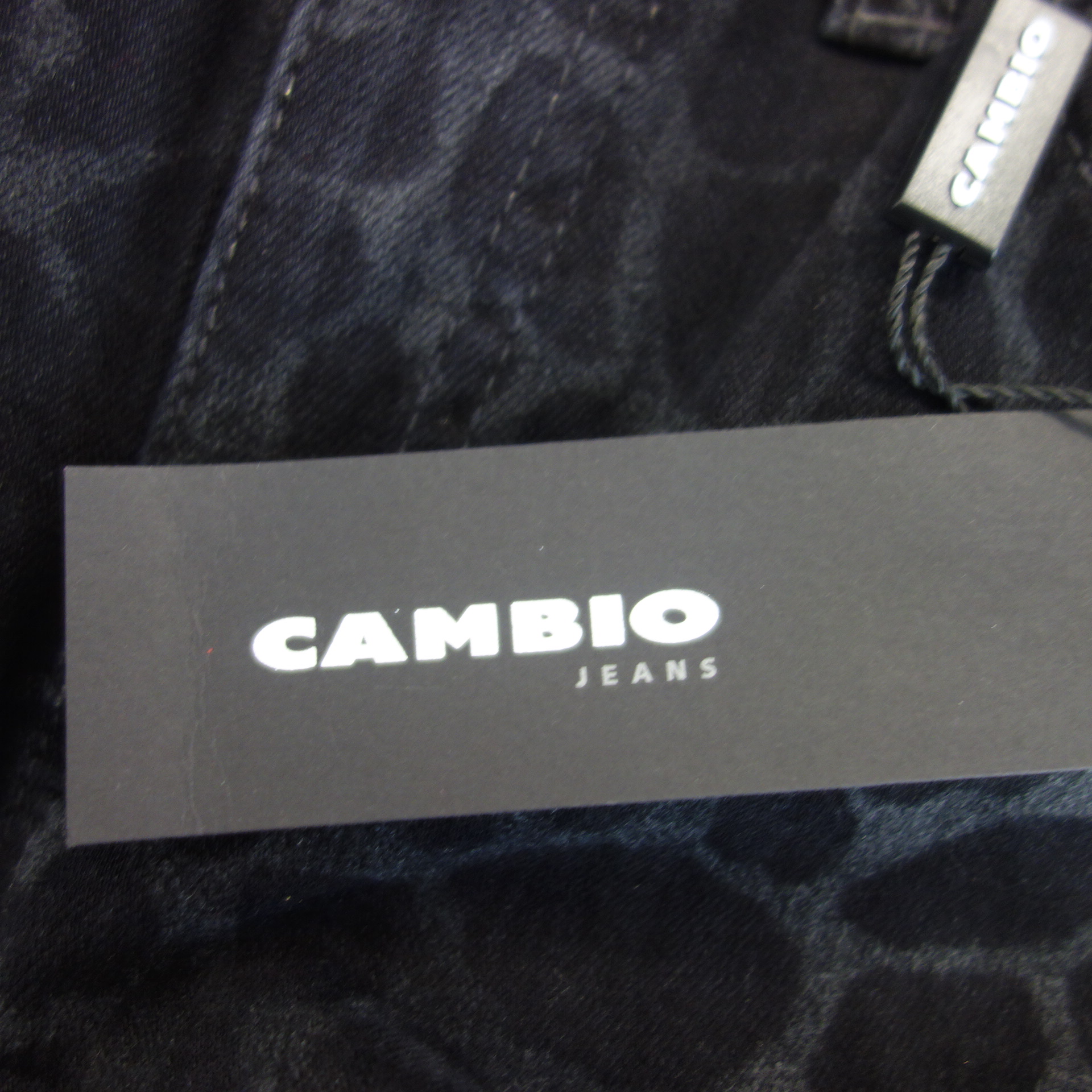 CAMBIO Damen Jeans Schwarz Modell Parla Short Größe 36 Muster