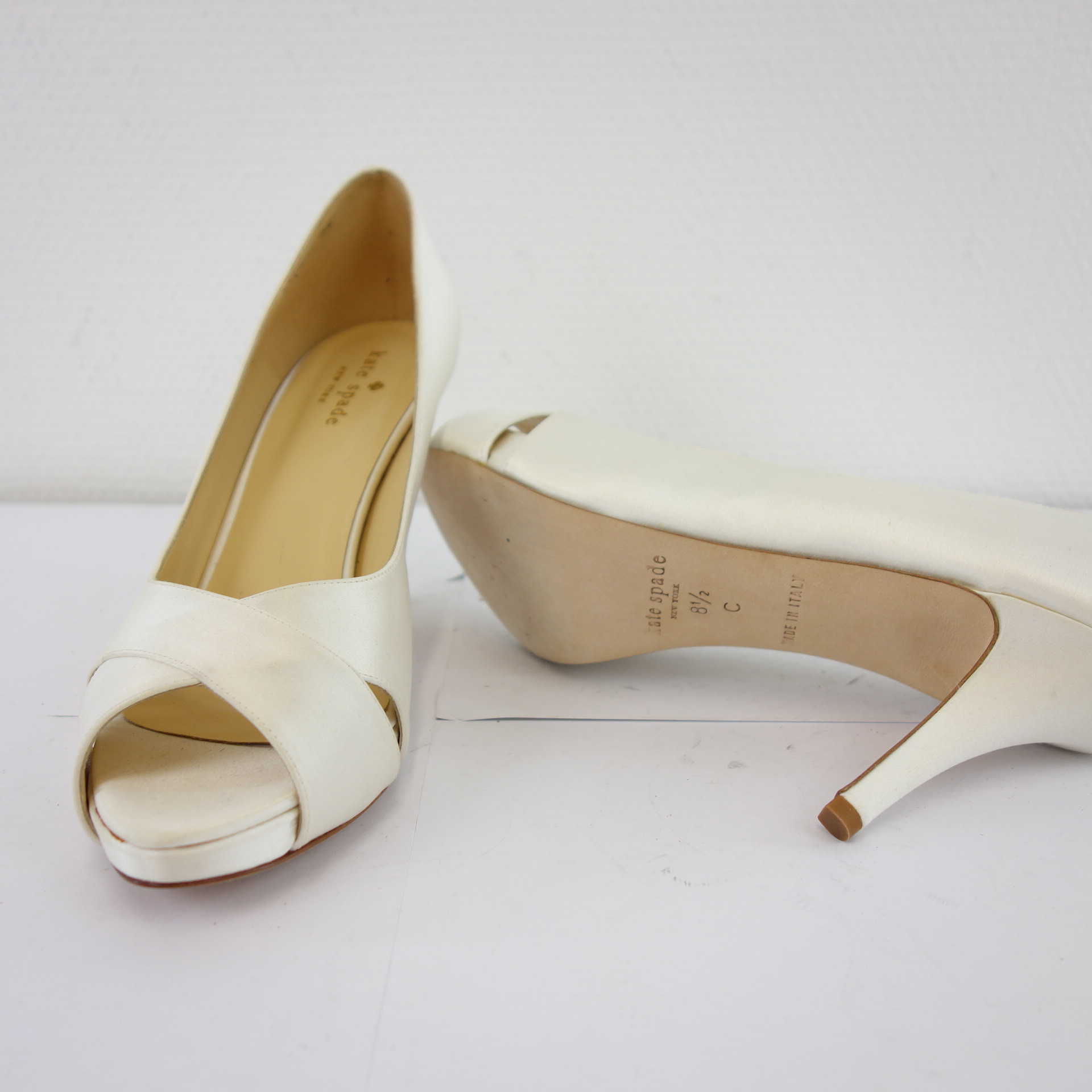 KATE SPADE New York Damen Schuhe Damenschuhe Satin Creme Peeptoe Modell BILLIE Größe 37,5