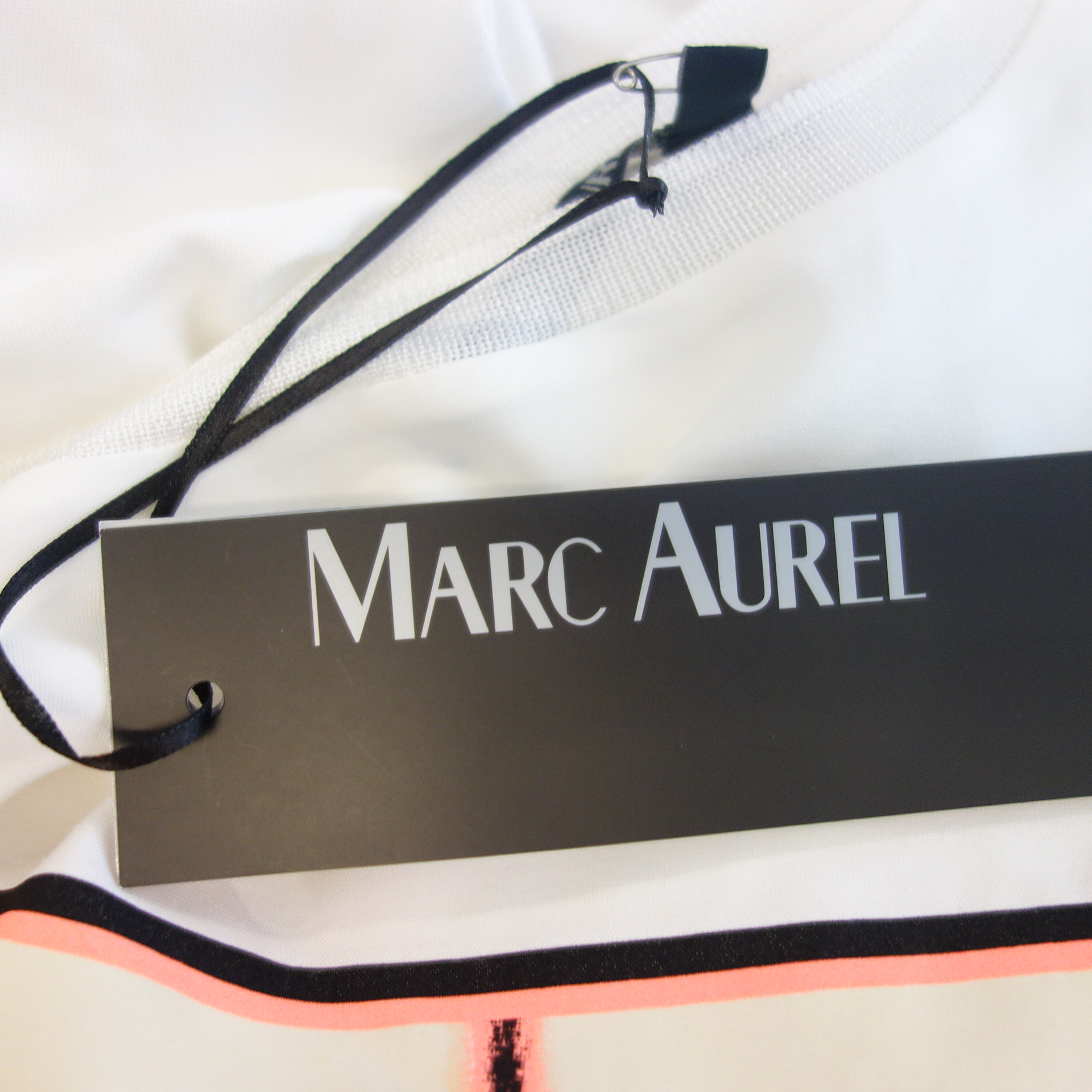 MARC AUREL Damen T Shirt T-Shirt Oberteil Weiß mit Print 100% Viskose