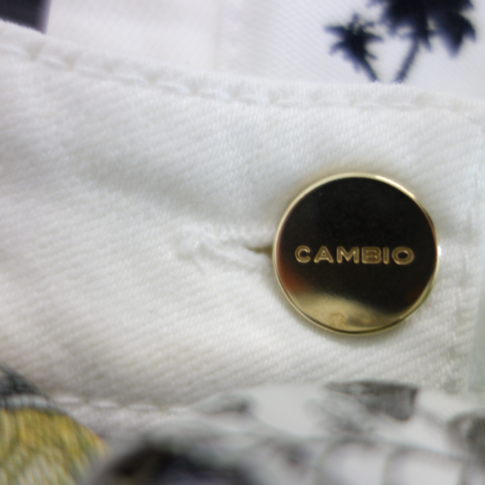 CAMBIO Damen Jeansrock Weiß Modell Haze Größe 36 mit Tuch  A Form