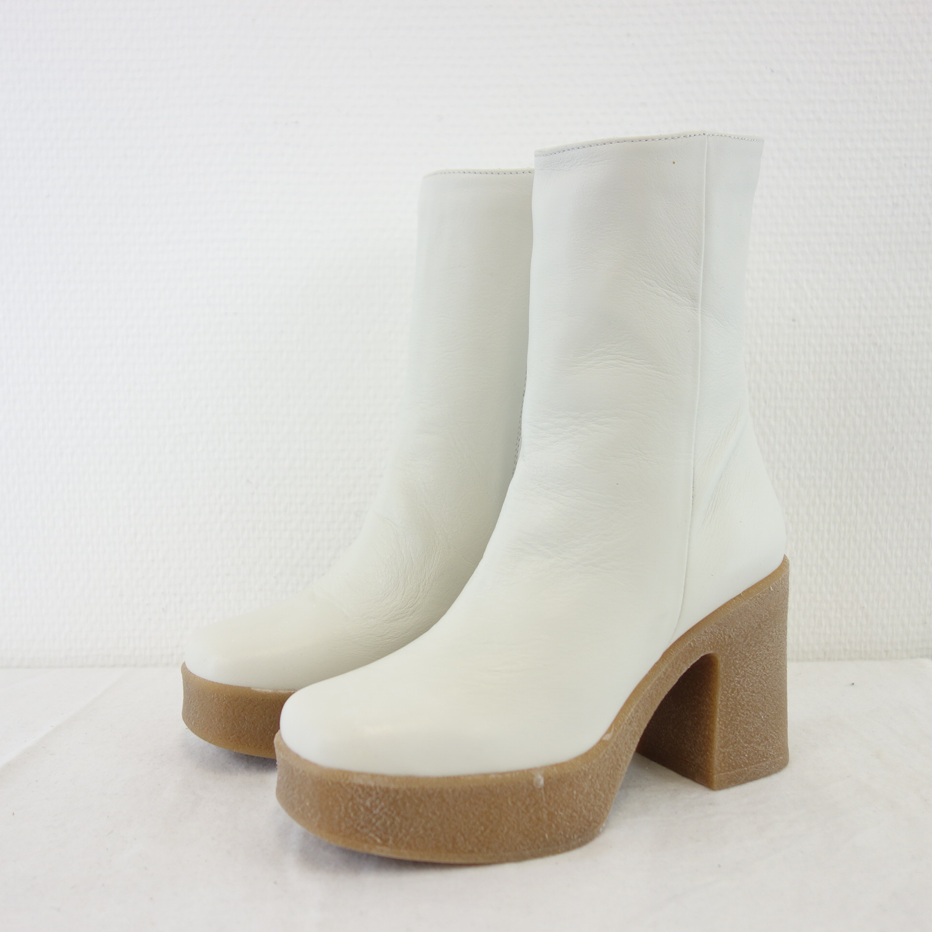 BUKELA Stiefel Plateau Stiefelette Leder Creme Weiß Modell FRIDA Blockabsatz