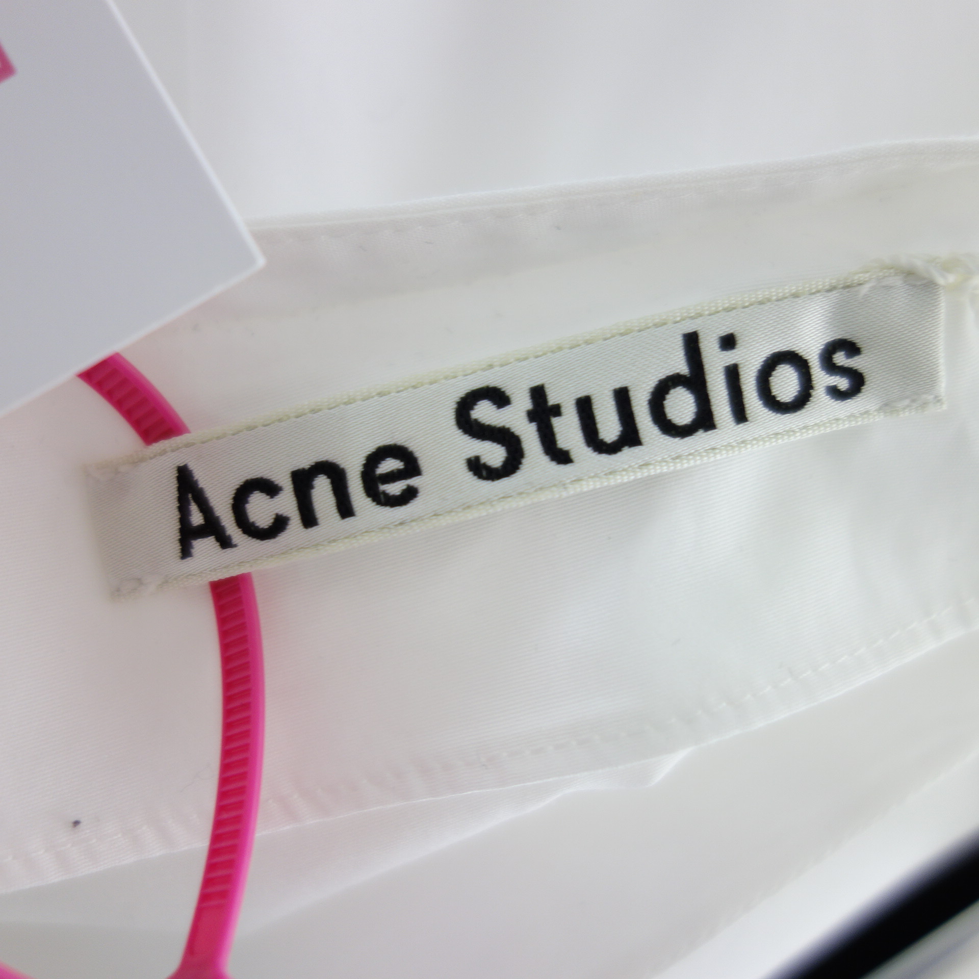 Acne Studios Baumwolle Bluse mit Schleifen in Weiß Damen Oberteile Acne Studios Oberteile 